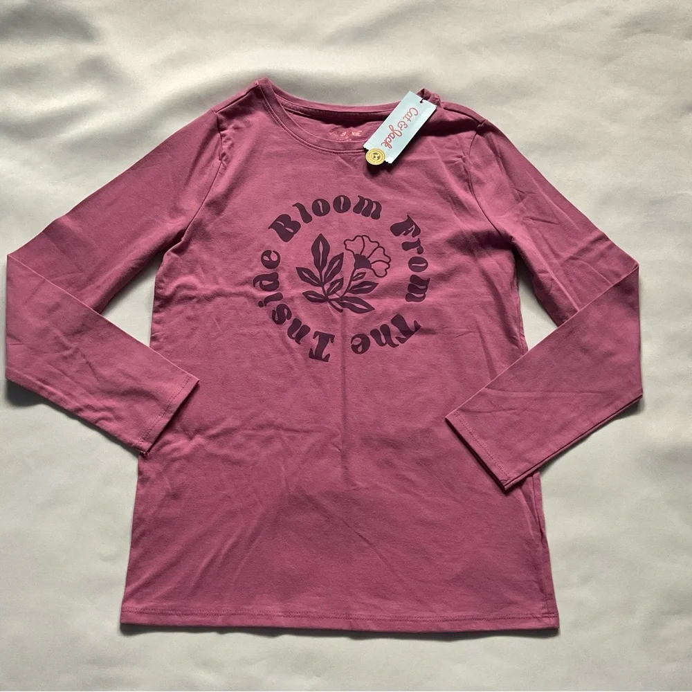 Cat & Jack Girl's Bloom From‎ The Inside Graphic T-Shirt Size Large (10-12)